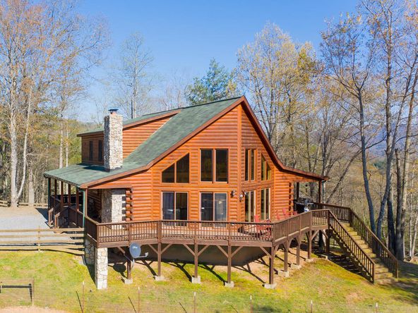 Majors Estate: 1610 Perth Rd, Clyde, NC 28721